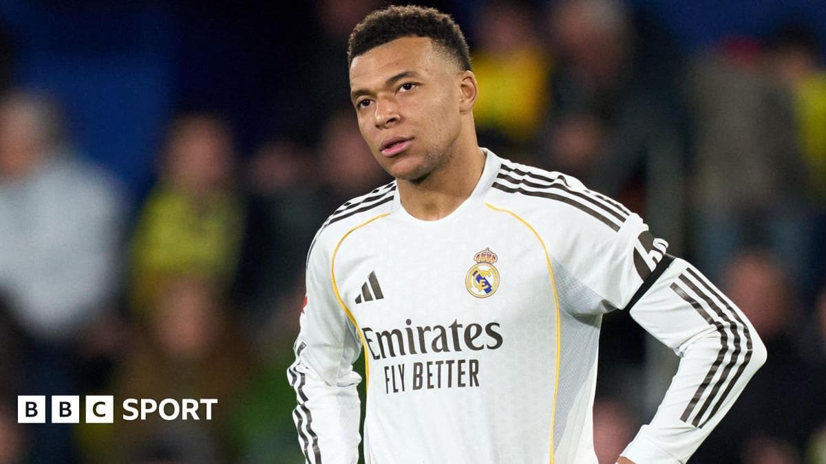 Mbappe has knee sprain with no surgery planned