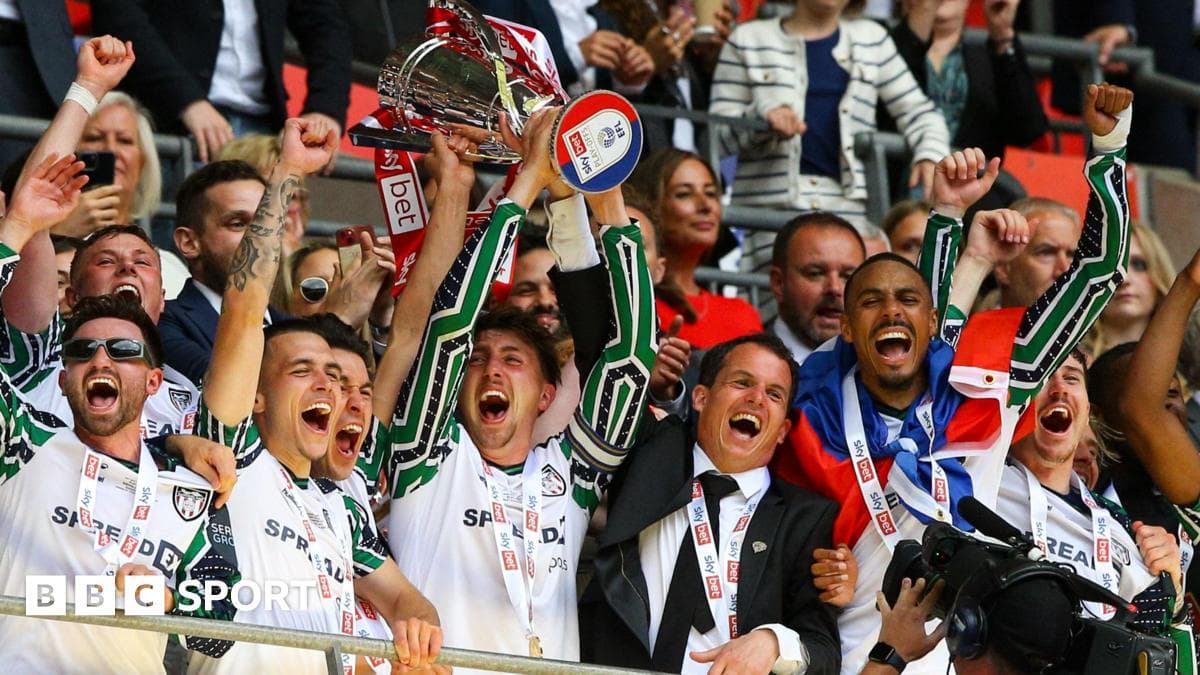 Clubs vote in favour of six-team Championship play-off