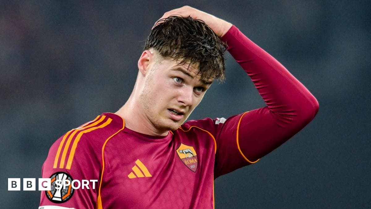 Roma striker Ferguson out of World Cup play-off