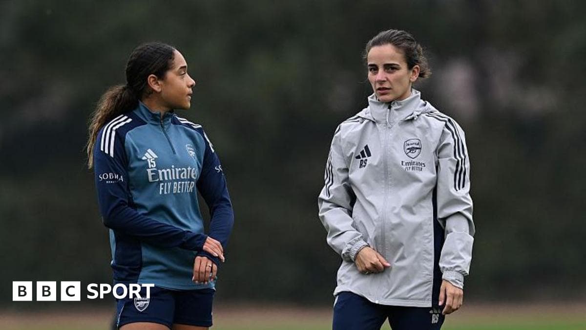 One of big strengths in squad - Slegers on Smith's new role